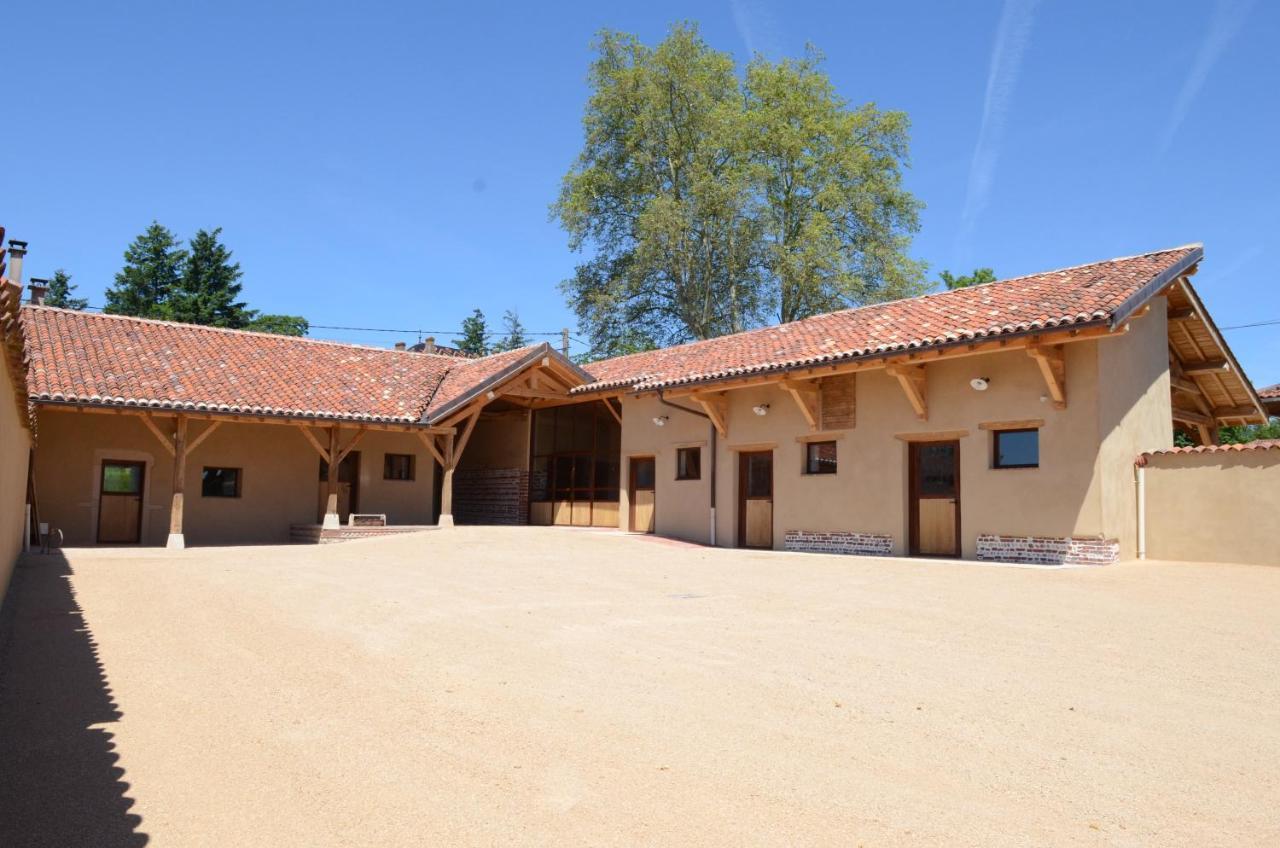 Villa Ancien Haras refait à neuf à 3 km de Vonnas Esterno foto