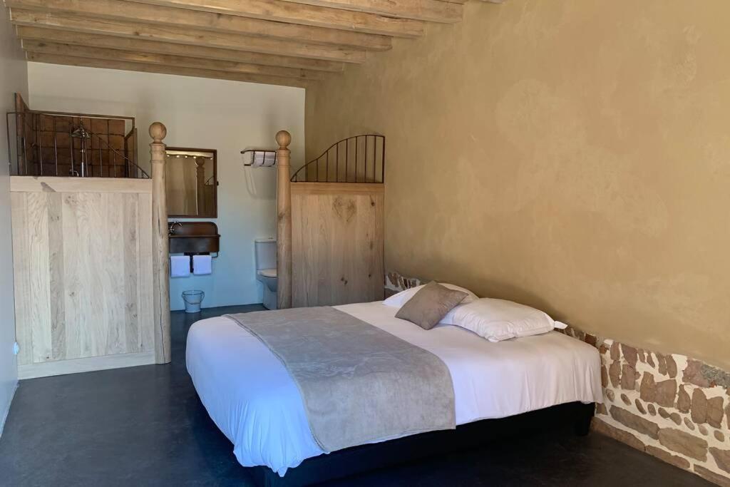Villa Ancien Haras refait à neuf à 3 km de Vonnas Esterno foto